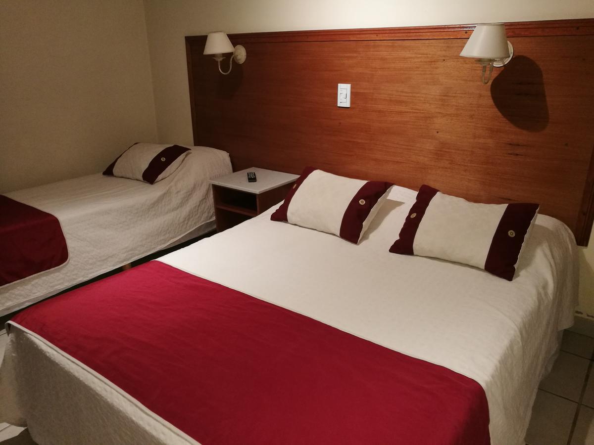 Hotel Francia Tandil Dış mekan fotoğraf